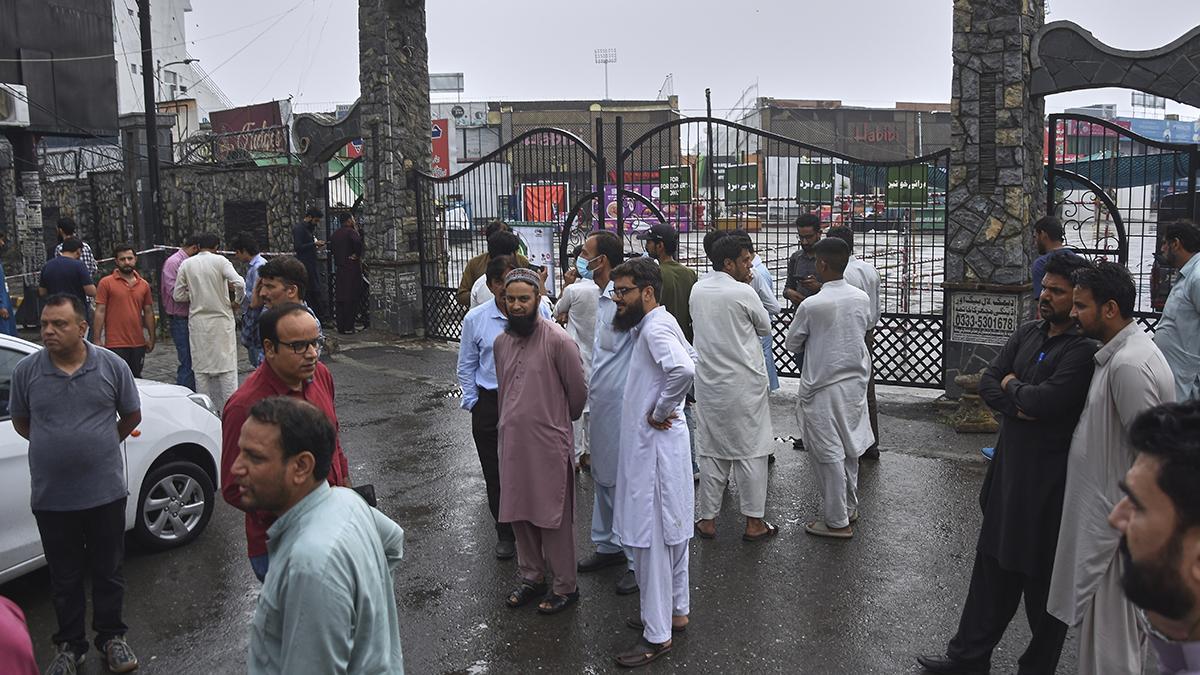 INDIA ATACA PAKISTÁN, al minuto