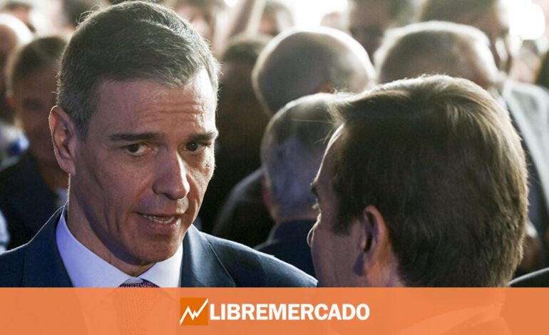Chapuza del Gobierno en la consulta pública de la OPA del BBVA: se puede falsear el DNI y firmar por personajes famosos