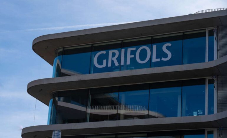 Grifols somete a votación un plan de incentivos por 9,3 millones que excluye a su CEO, Nacho Abia