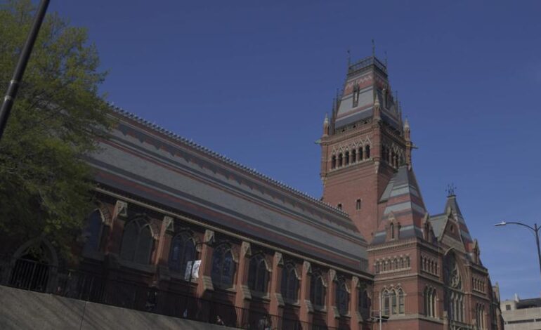 Harvard demanda a la Administración Trump por prohibir la matriculación de alumnos extranjeros