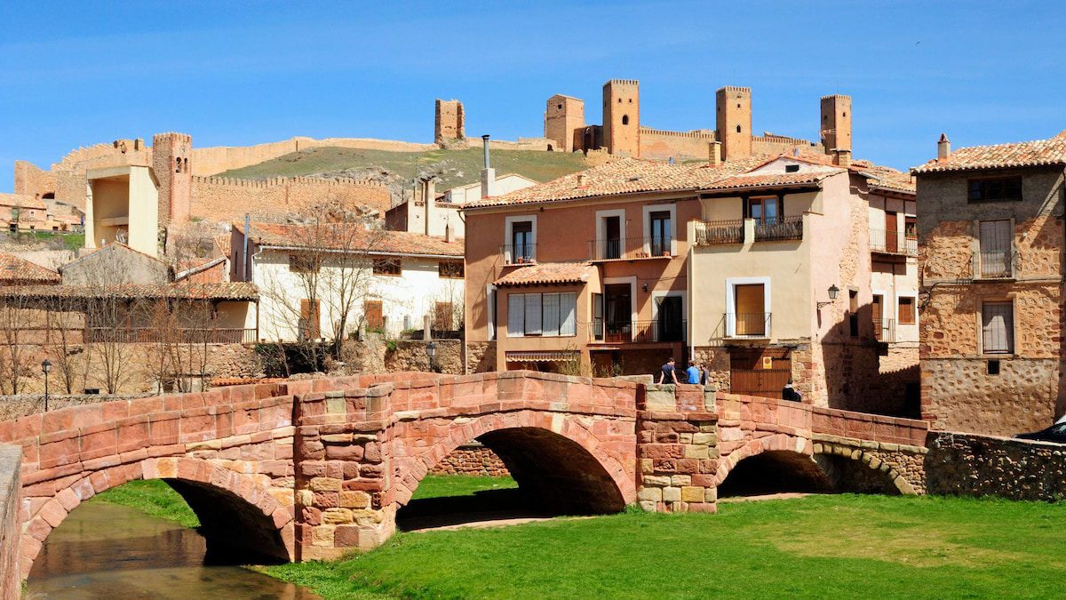 un nuevo Parador, 7 iglesias y una de las fortalezas más imponentes de España