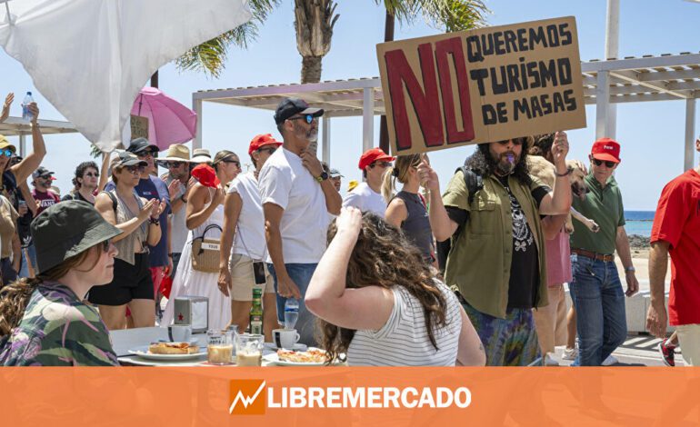 Hartazgo entre los turistas ingleses por las manifestaciones en Canarias: «Nos iremos a las Islas Griegas»