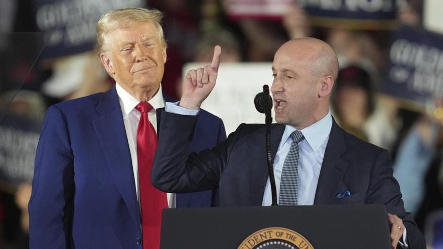 Trump estudia suprimir el habeas corpus y lanza un plan de vuelos gratuitos para incitar la autodeportación de migrantes
