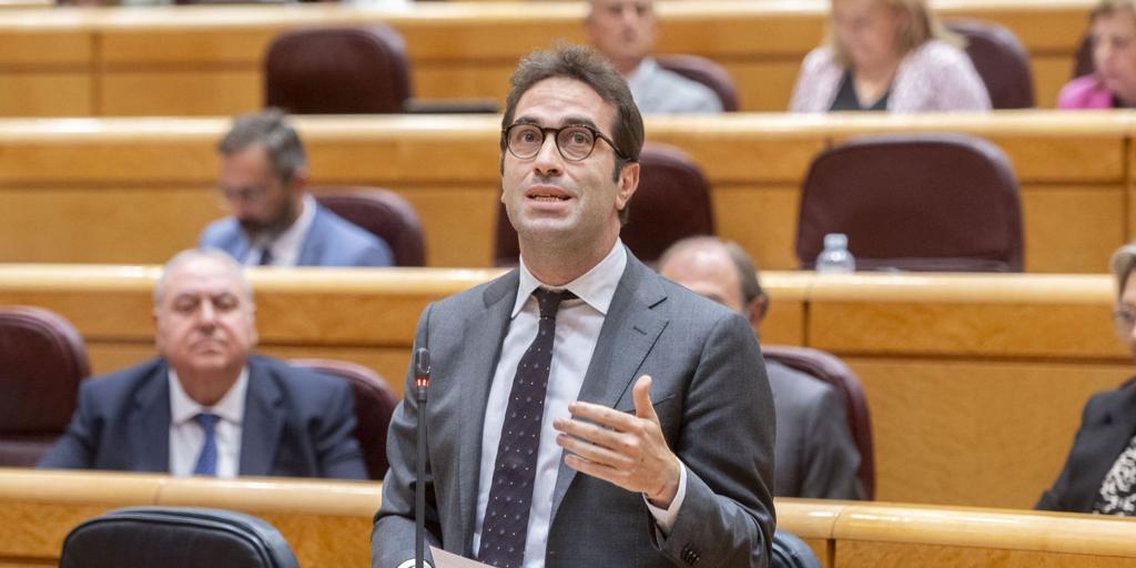 Bruselas no ve motivos para que el Gobierno frene la opa de BBVA y amenaza con «usar sus poderes»