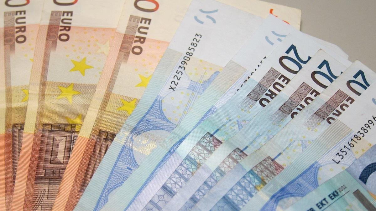 HACIENDA EFECTIVO | Hacienda te vigila: este la cantidad máxima que puedes pagar en efectivo