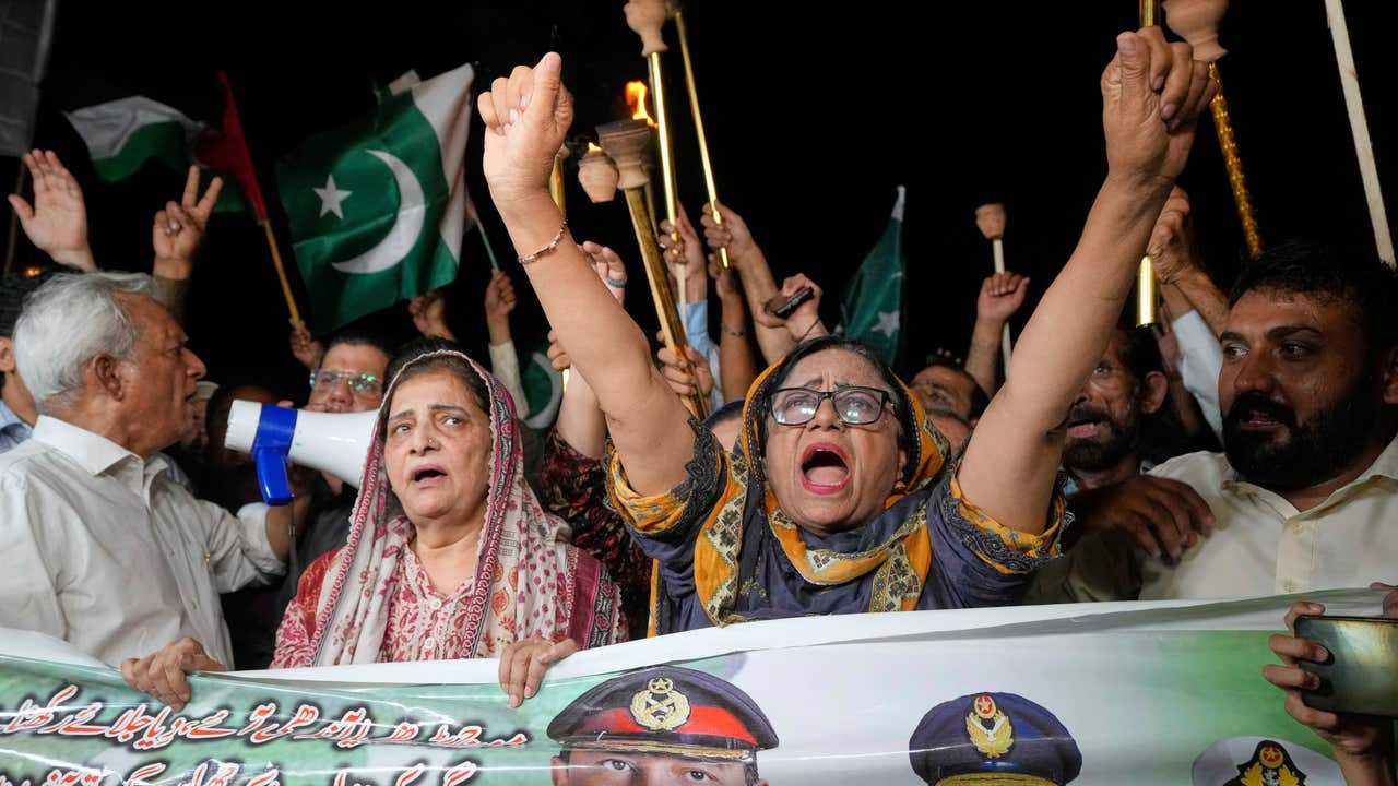 India y Pakistán ponen en pausa su mayor escalada en 26 años con la mediación de EEUU
