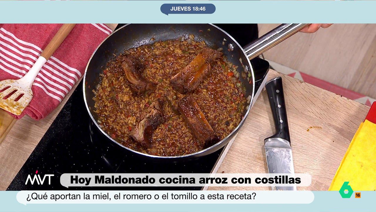 Cómo hacer un arroz con costillas exprés, paso a paso, con la gracia de Carlos Maldonado