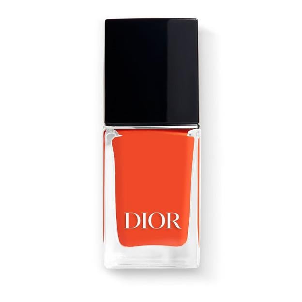 Dior Gel de esmalte de uñas efectivo.