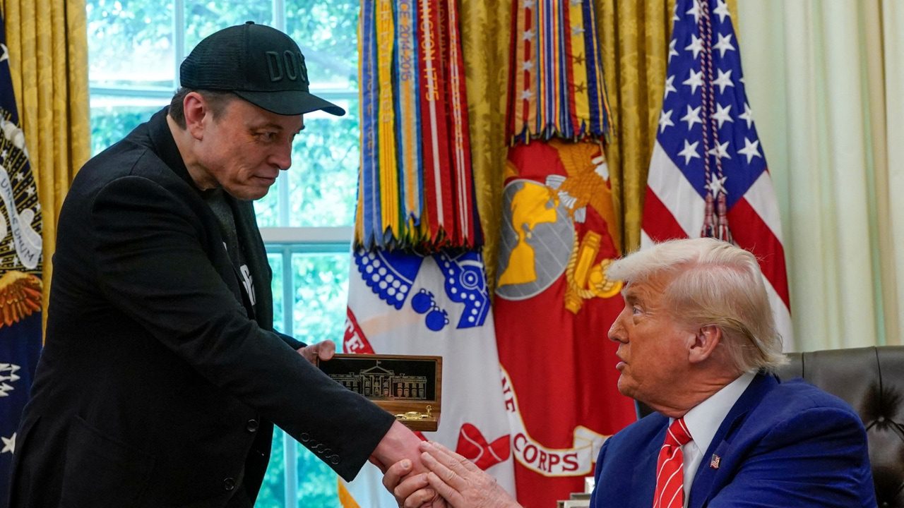 Musk y Trump rebajan la tensión entre ellos y pactan una salida a medias del empresario de su administración