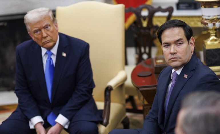 Trump (cada vez más solo) llena de cargos a su fiel escudero Marco Rubio tras apartar a Waltz