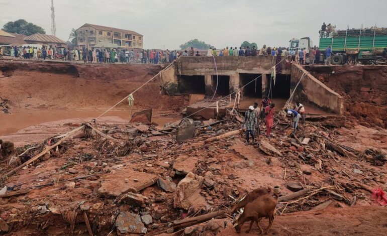 Sube a 158 el número de muertos por las graves inundaciones en el oeste de Nigeria