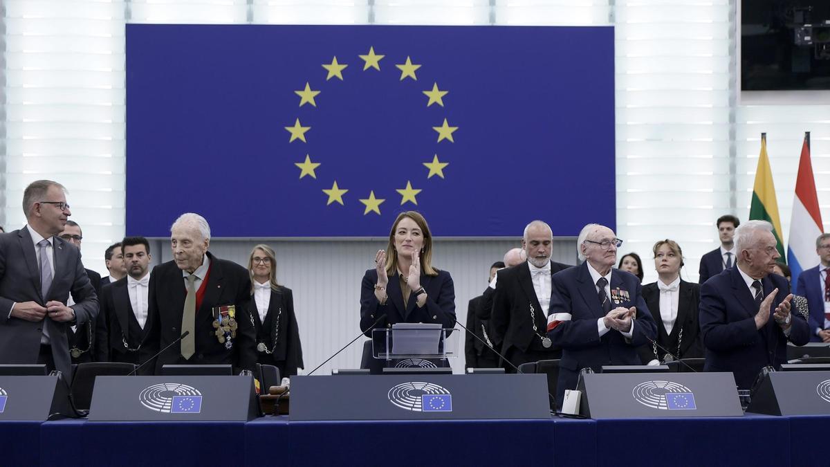 Europa ve en Ucrania un símbolo de la fragilidad de la paz en el aniversario del fin de la Segunda Guerra Mundial