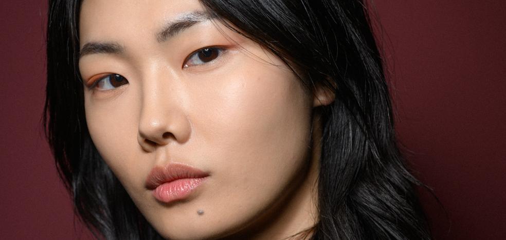Los exfoliantes faciales que necesitas para un bronceado natural
