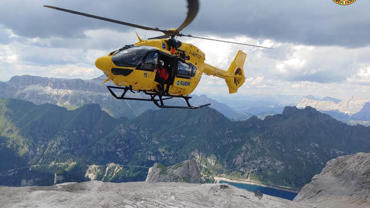 Mueren cinco esquiadores en un glaciar de los Alpes suizos