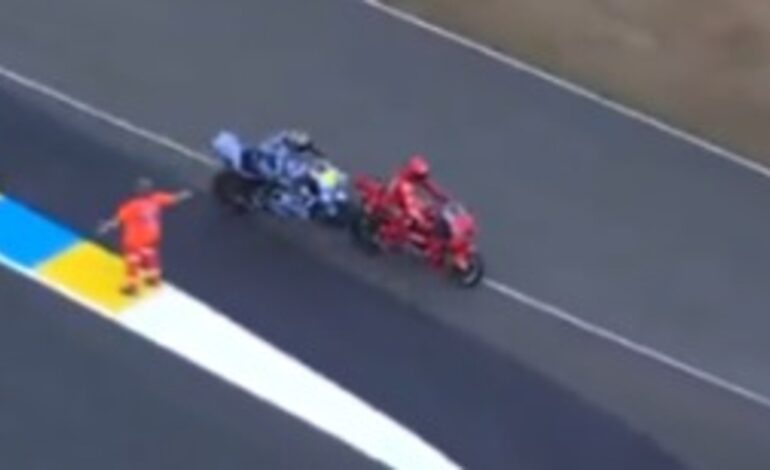 El curioso incidente entre Marc Márquez y Fermín Aldeguer mientras celebraban tras la ‘sprint’