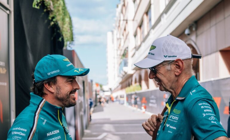 El detalle que Alonso ve en Adrian Newey y puede aupar a Aston Martin: «El resto de mortales…»