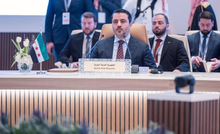 El ministro de Exteriores de Siria mantiene por primera vez reuniones en EEUU con funcionarios estadounidenses