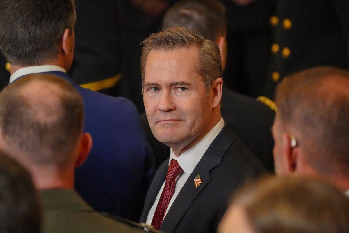Trump aparta del Gobierno a su asesor Mike Waltz para nombrarlo embajador ante la ONU