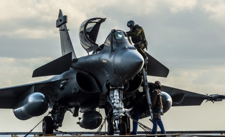 India prepara su fuerza de combate aéreo ante un posible bombardeo de Pakistán