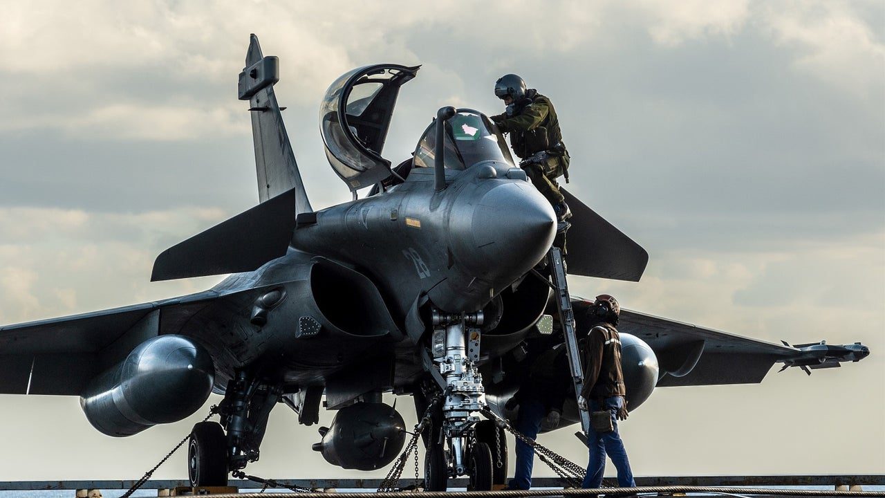 India prepara su fuerza de combate aéreo ante un posible bombardeo de Pakistán