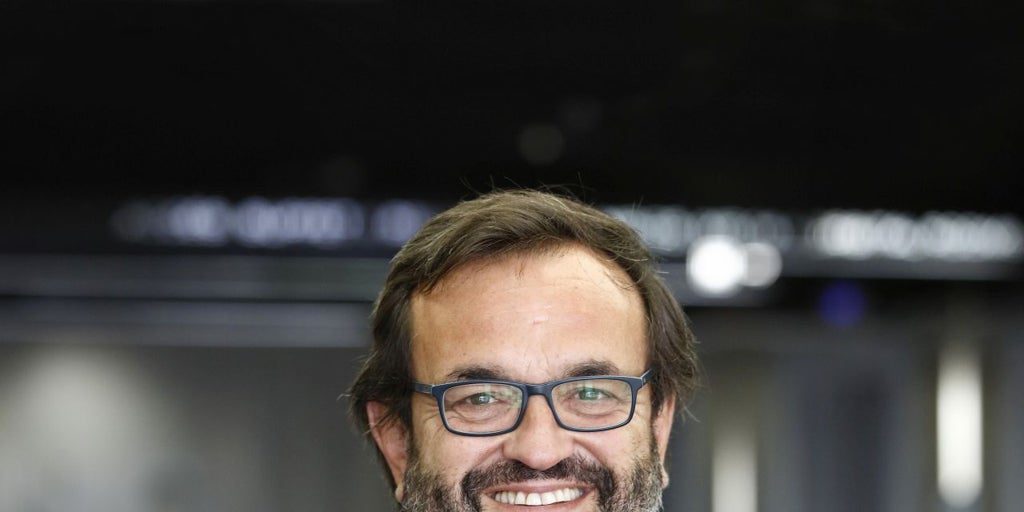 «Hay que abrir un debate nacional sobre productividad y absentismo»