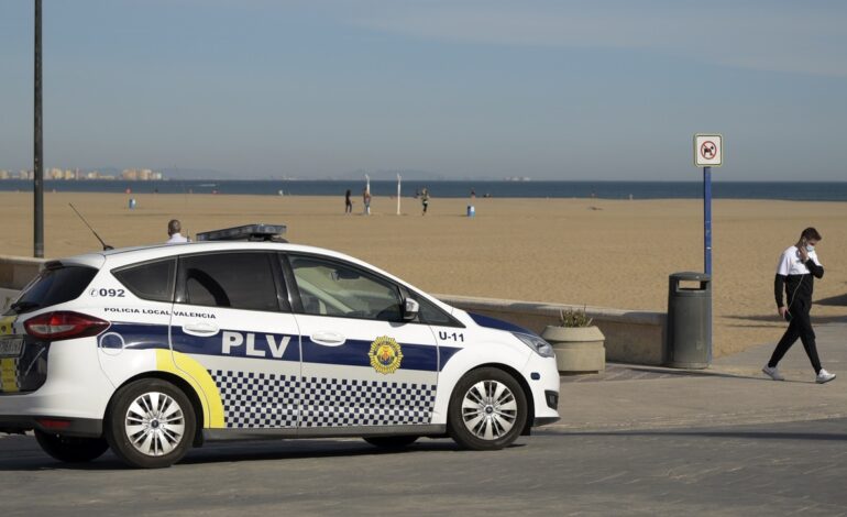 Cuatro detenidos por una agresión sexual en grupo a una chica en la playa de la Malva-rosa de Valencia