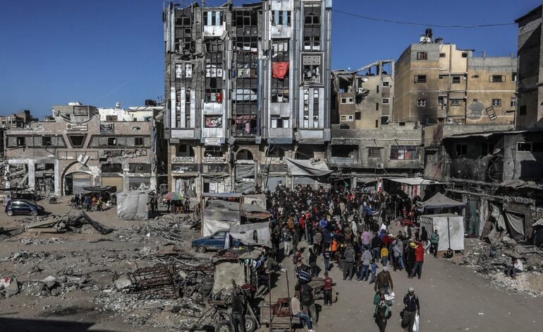 Israel anuncia un «ataque sin precedentes» en Jan Yunis y advierte de que tomará el control de toda la Franja