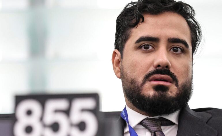 El Supremo ofrece a Alvise declarar de forma voluntaria tras abrir diligencias contra él por los 100.000 de CriptoSpain