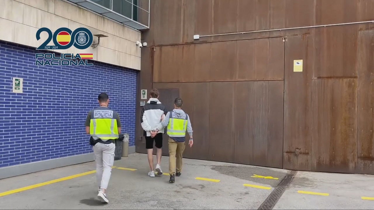 detenido en Barcelona por grabar y acosar a mujeres para vender su curso online