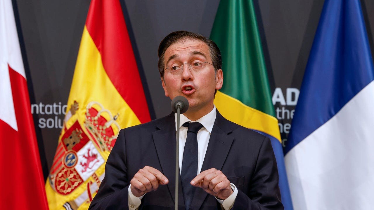 Albares pide un «embargo de armas a Israel» en la reunión entre 20 ministros de Exteriores en Madrid