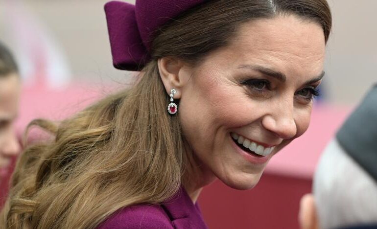 Por qué las royals lucen cada vez una melena con más grosor