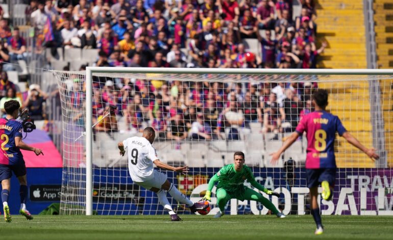 así fue el primer doblete de Kylian en un Clásico para poner La Liga patas arriba