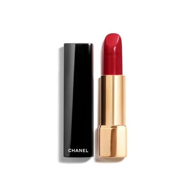 Red mira en 99 Chanel Pirate. Precio: 40 euros
