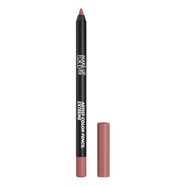 Pastería de labios en el maquillaje para su alivio.