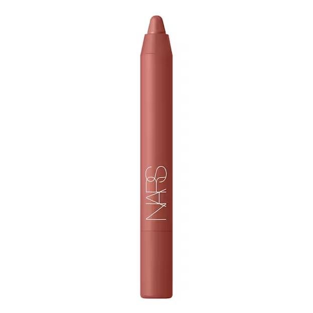Lápiz labial en Nars Rosado.