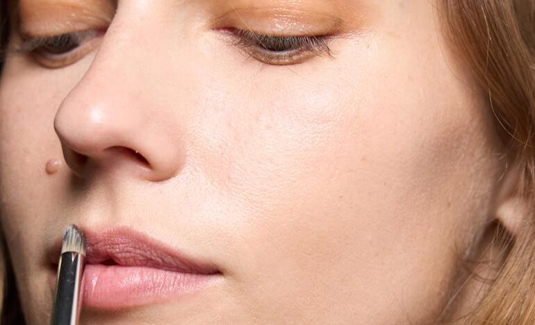 El lápiz de labios que le pedirás a tu madre este verano