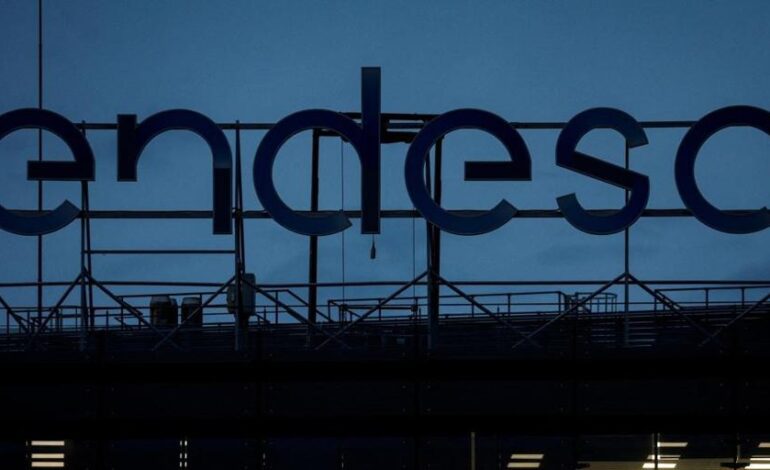 Las grandes eléctricas piden también investigar variaciones extremas de tensión los días previos al apagón