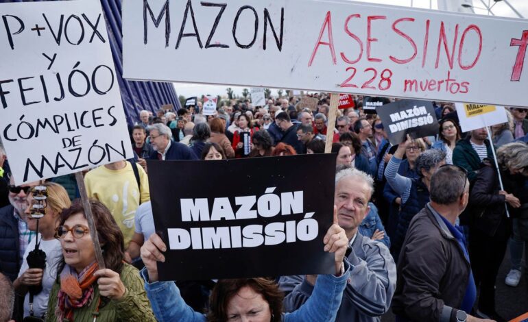 denuncian peinetas y gestos despectivos de asistentes al congreso del PPE en Valencia