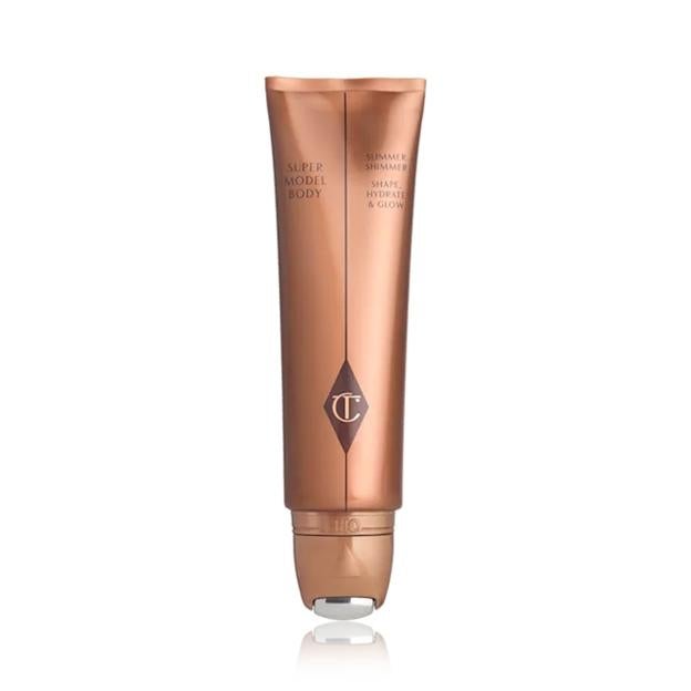 Crema con Charlotte Tilbury Color.