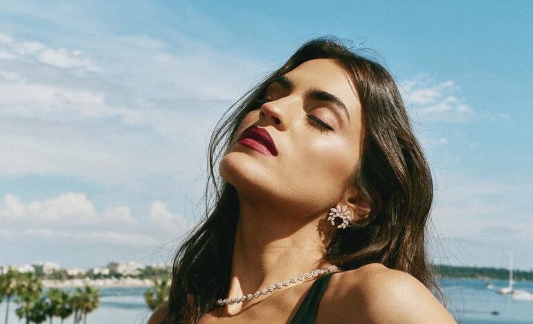 Cómo lucir unos labios rojos más gruesos según el maquillador de las famosas en Cannes
