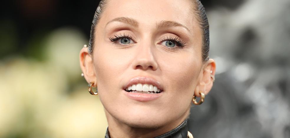 La base de maquillaje más deseada de la MET Gala cuesta menos de 15 euros