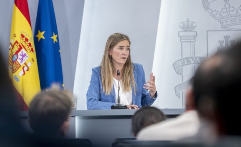 Aagesen echa por tierra el discurso de culpar a las renovables del apagón