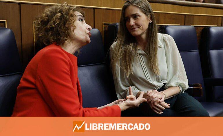 Aagesen revela tres «eventos» en Granada, Badajoz y Sevilla y renuncia ya a la teoría del ciberataque en el apagón