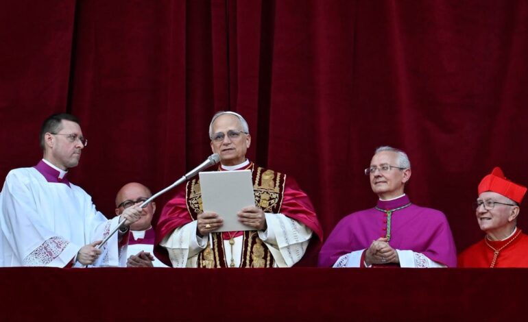 El papa León XIV llama a «una paz humilde y desarmada» y pide «construir puentes mediante el diálogo»