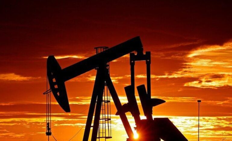 La OPEP se lanza a una guerra de precios que lleva al petróleo a su coste más bajo en cuatro años