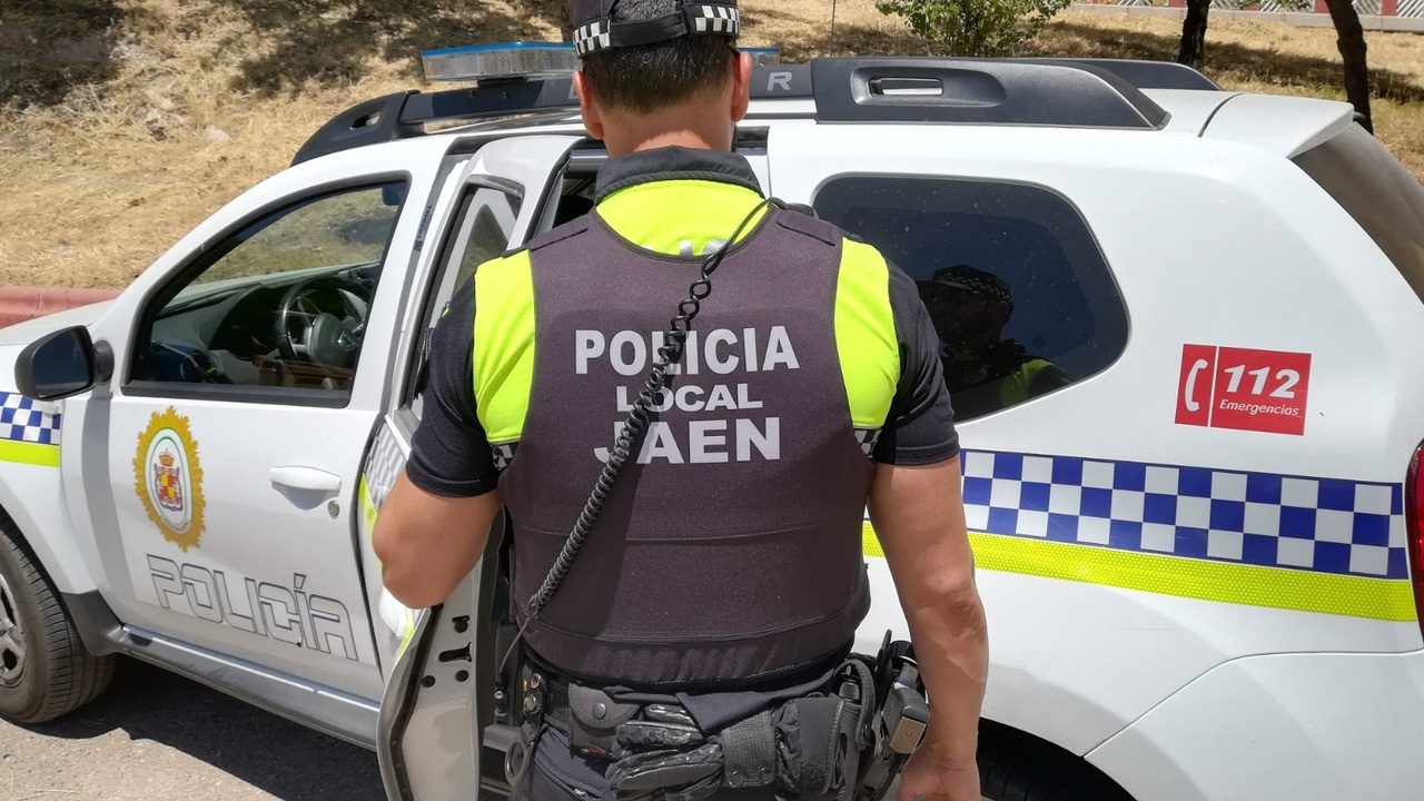 Investigan la muerte un niño de tres años encerrado en un coche en Linares (Jaén)