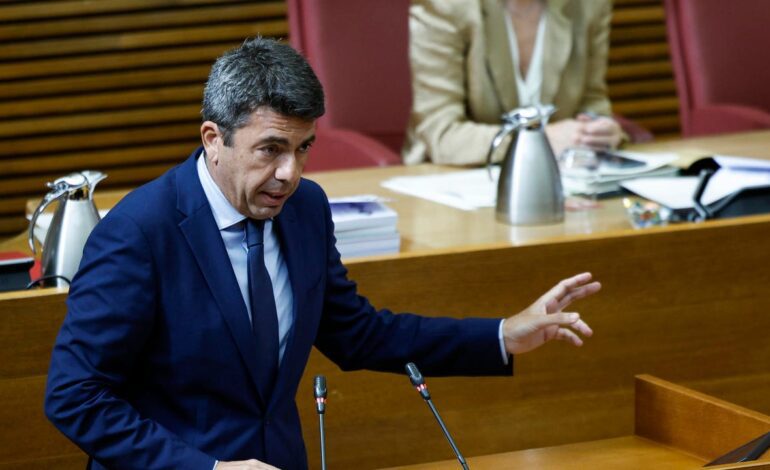 no pide perdón a las víctimas de la DANA, se erige rey de la «autocrítica» y reparte carnets de moralidad