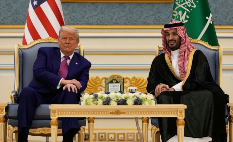 un Trump en su salsa llega a Riad en busca de inversiones, contratos y millones de dólares