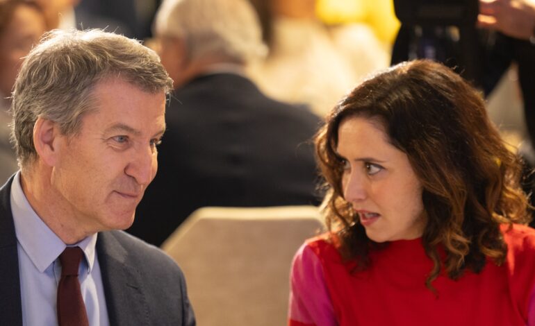 El posible cambio en el sistema de primarias del PP abre un pulso en el partido, con Ayuso en contra
