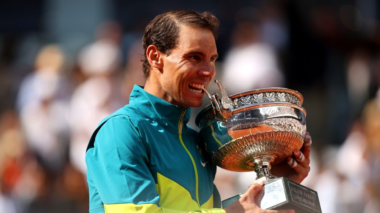 Rafa Nadal y su voz, protagonistas del espectacular anuncio de presentación de Roland Garros 2025